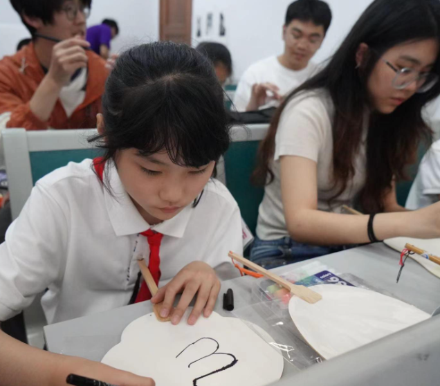 小种子中学阶段学生们能够体会实践科学研究的全过程